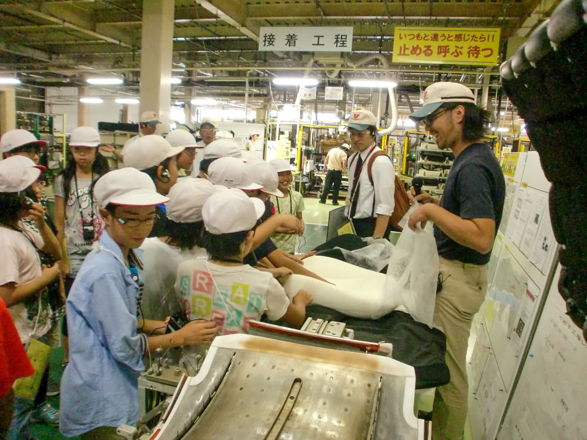 小学生の社会科見学